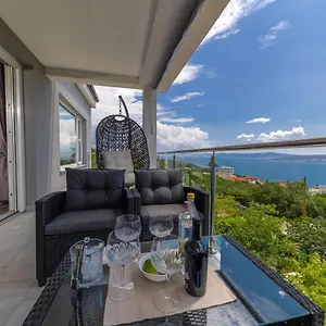 https://natura-suites.primorje-gorskikotar.com
