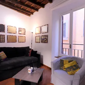 Apartment Lovely Navona, Rome